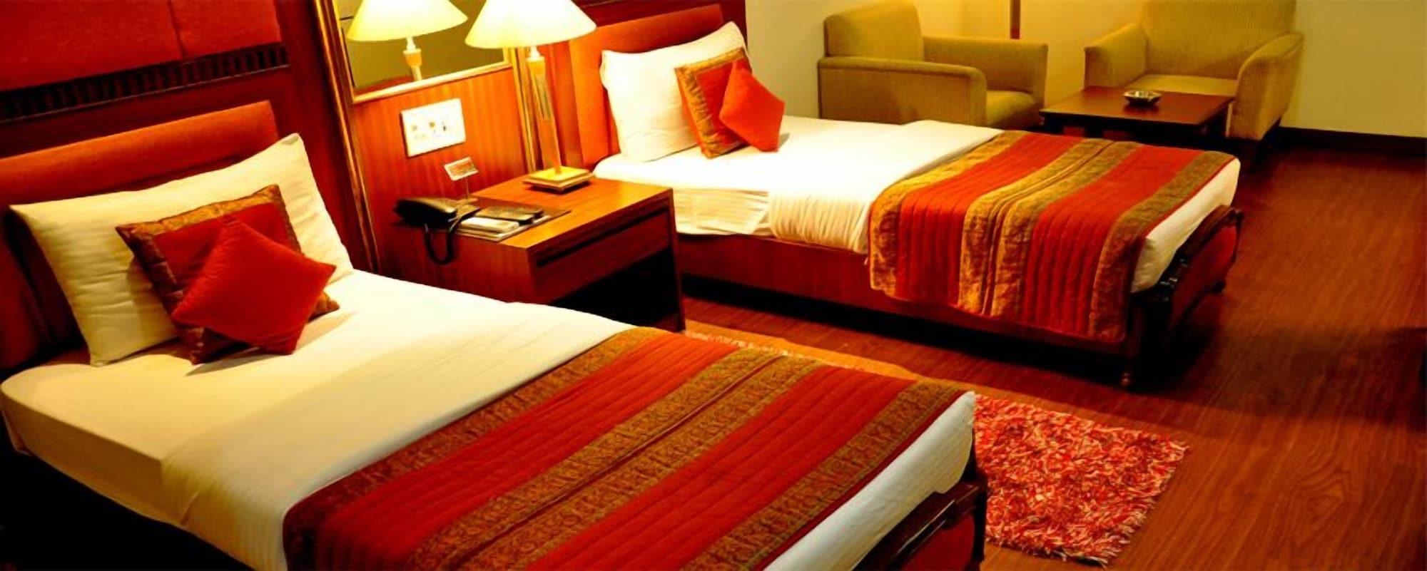 Hotel Jewel Palace Yeni Delhi Dış mekan fotoğraf