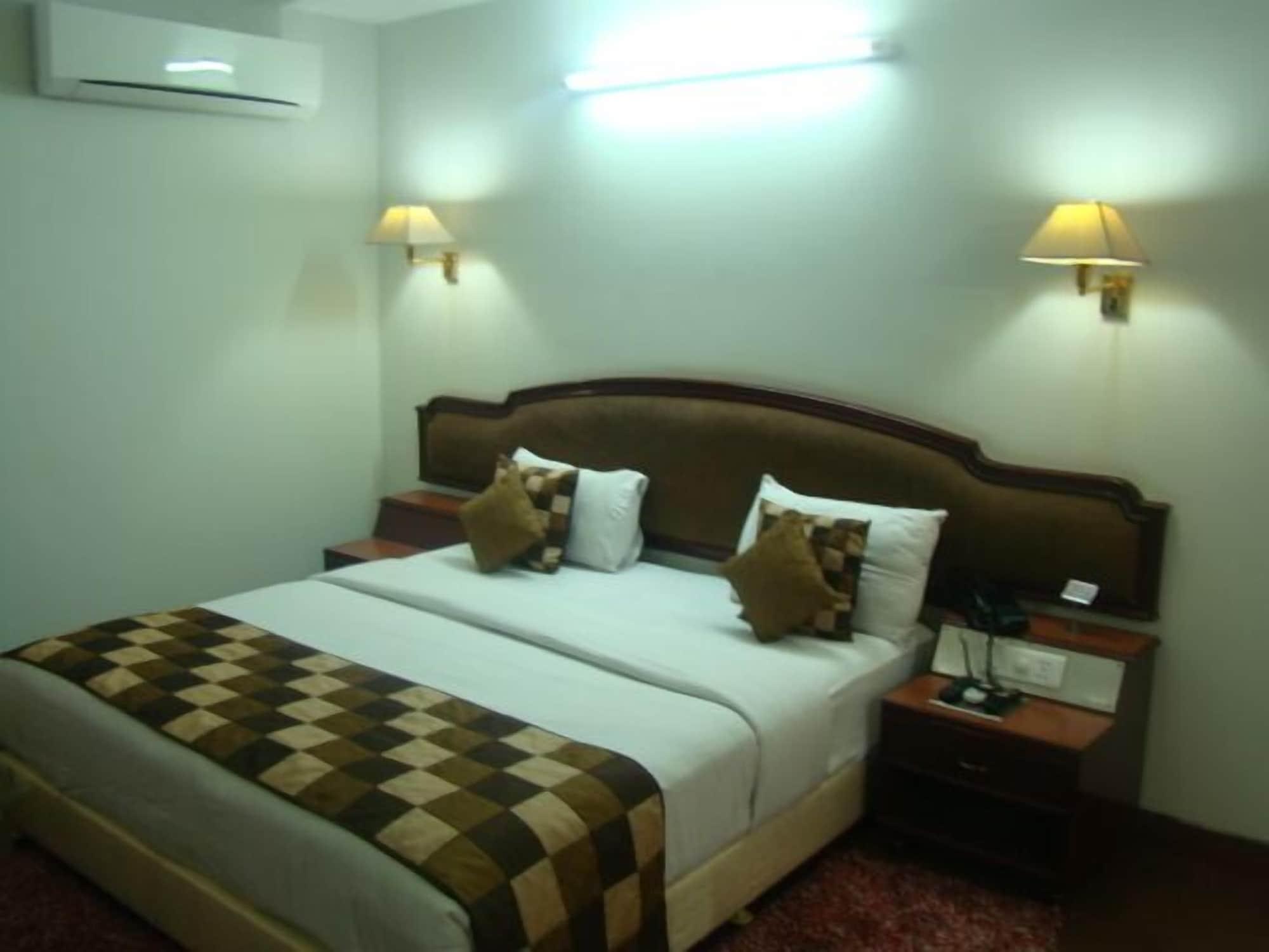 Hotel Jewel Palace Yeni Delhi Dış mekan fotoğraf