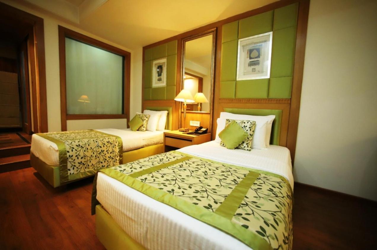 Hotel Jewel Palace Yeni Delhi Dış mekan fotoğraf