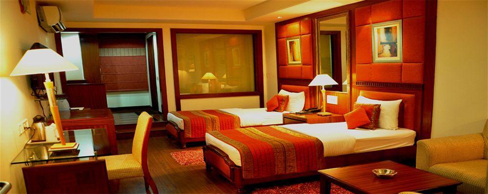 Hotel Jewel Palace Yeni Delhi Dış mekan fotoğraf