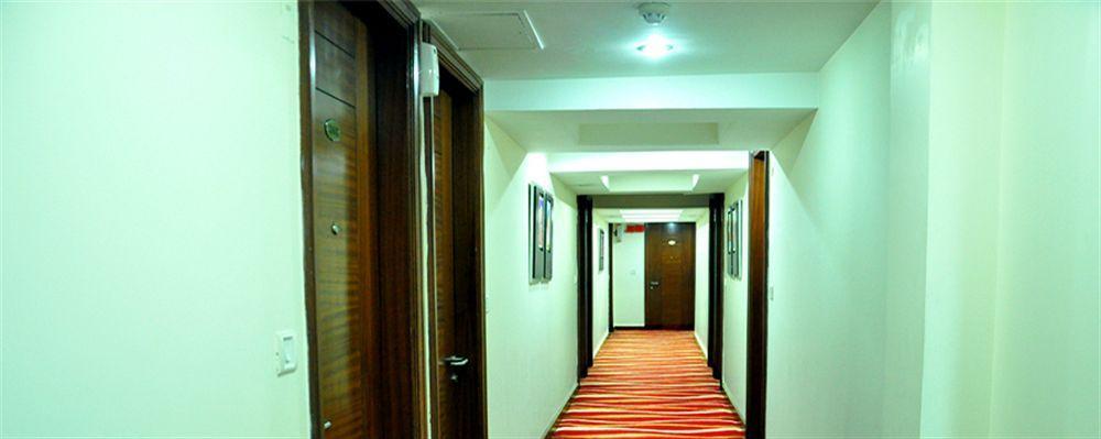 Hotel Jewel Palace Yeni Delhi Dış mekan fotoğraf